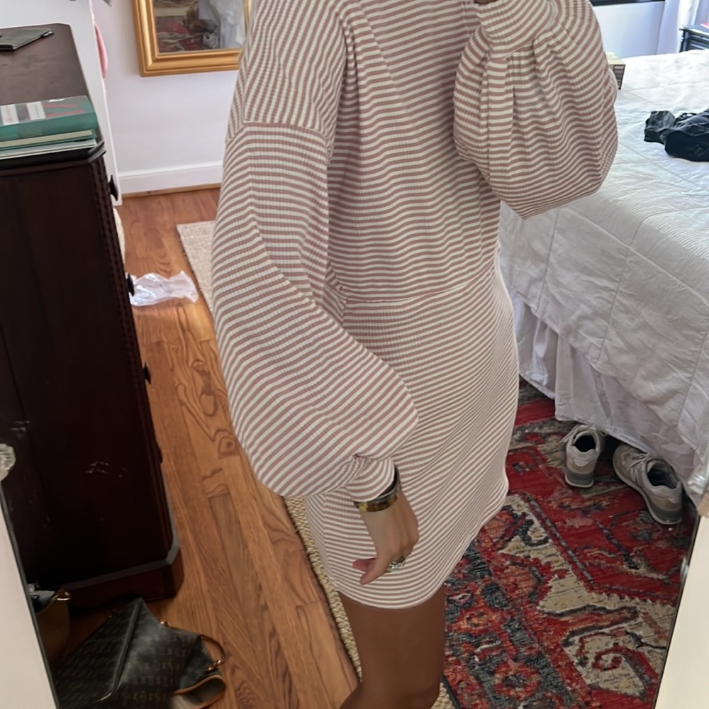 Dress - Picture 3 of 8